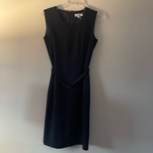 Calvin Klein Size 0 Women's Sheath Dress Black.